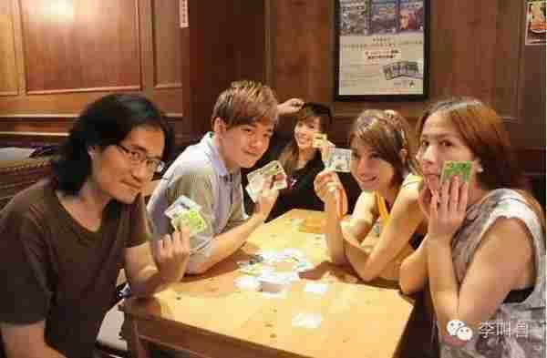 【李叫兽】你的文案,具体能唤起什么?