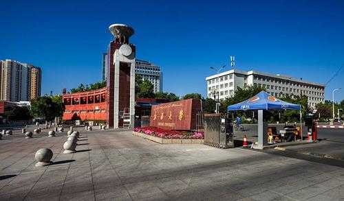 新疆有什么大学(新疆自治区大学排名榜)