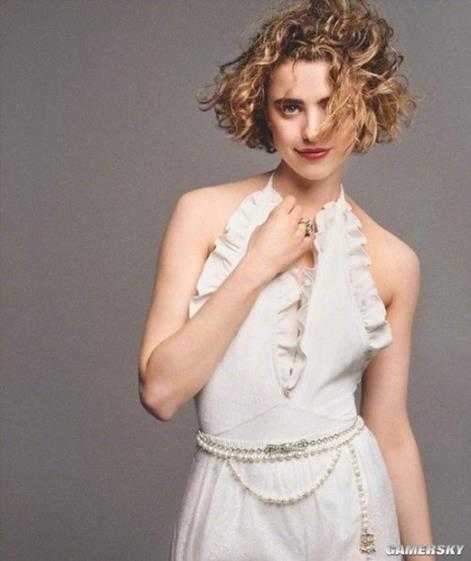 《死亡搁浅》玛玛演员玛格丽特·库里新片剧照 造型美艳至极