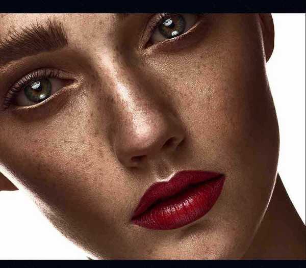 Photoshop制作不拘一格的人像后期艺术感