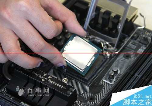 台式机电脑怎么组装主机?